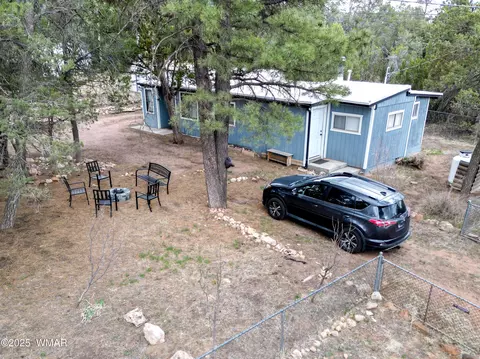 Exterior - 2853 Markham Rd, Overgaard, AZ 85933 photo 1 of 2