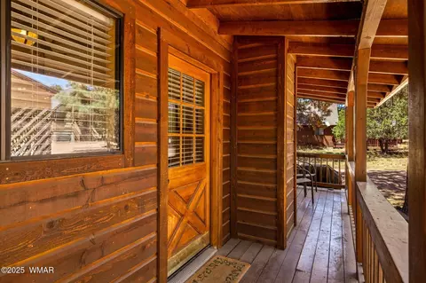 Exterior - 2741 Bear Trl, Overgaard, AZ 85933 photo 7 of 8
