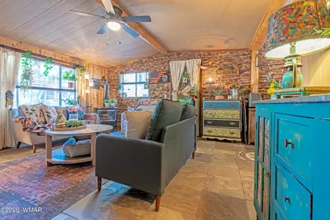 Living - 3738 Apache Trl, Pine, AZ 85544 photo 2 of 3