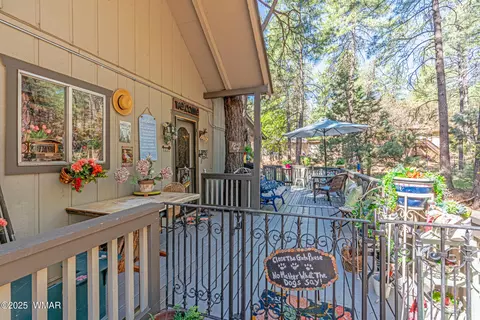 Exterior - 3738 Apache Trl, Pine, AZ 85544 photo 2 of 3