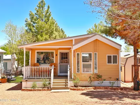 2705 Rustlers Roost Rd, Overgaard, AZ 85933