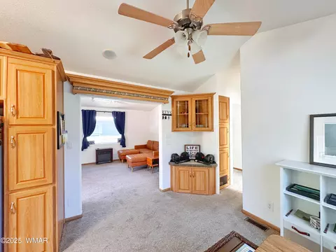 2705 Rustlers Roost Rd, Overgaard, AZ 85933 photo 6