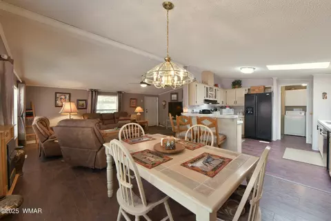 2934 Breezy Pine Dr, Overgaard, AZ 85933 photo 6