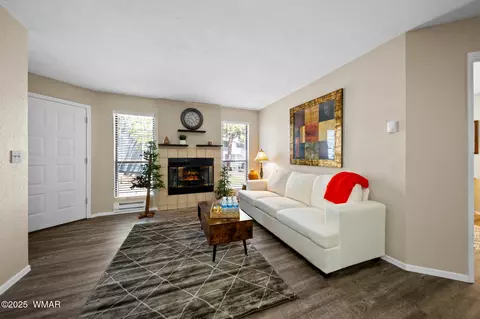 2700 S White Mountain Apt 603 Rd #603, Show Low, AZ 85901