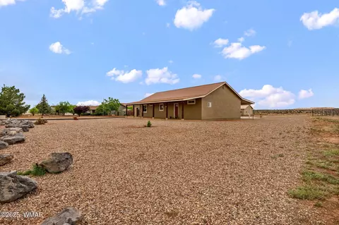 2740 E Walnut Dr, Taylor, AZ 85939 photo 5