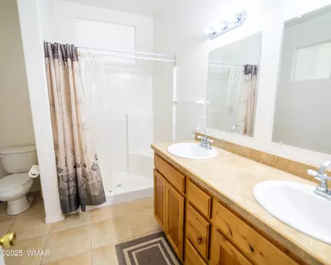 Bath - 2596 E 6th Sundown Ln, Snowflake, AZ 85937 photo 2 of 2