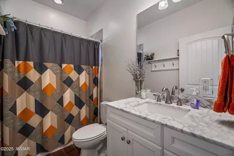 Bath - 650 S Genevieve, Eagar, AZ 85925 photo 4 of 4