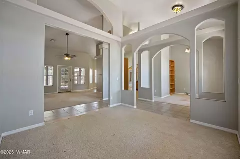 Living - 2579 W Ridge Rd, Snowflake, AZ 85937 photo 1 of 2