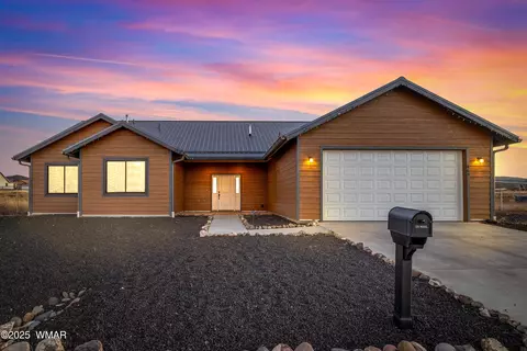 465 W 4th St, Eagar, AZ 85925