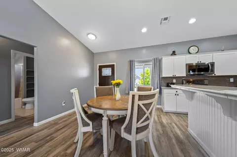 Dining - 289 N Divot Dr, Eagar, AZ 85925 photo 1 of 1