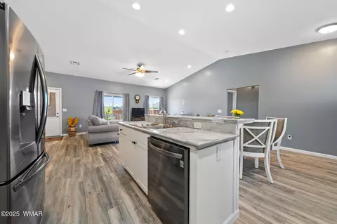 Kitchen - 289 N Divot Dr, Eagar, AZ 85925 photo 2 of 2
