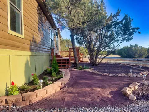2 County Road 3581, Vernon, AZ 85940