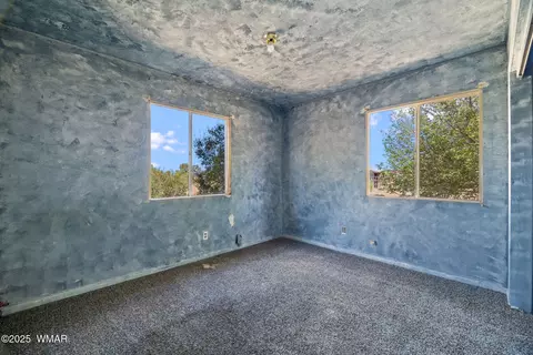 Bedroom - 1720 E Becker Lane Loop, Springerville, AZ 85938 photo 5 of 8