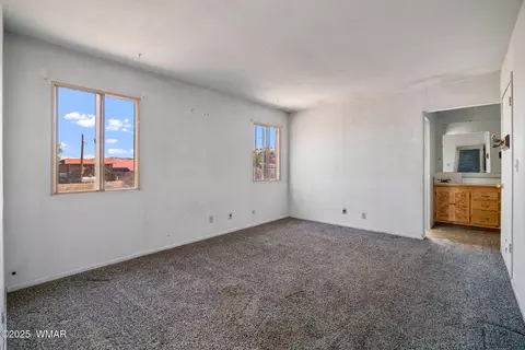 Bedroom - 1720 E Becker Lane Loop, Springerville, AZ 85938 photo 3 of 8