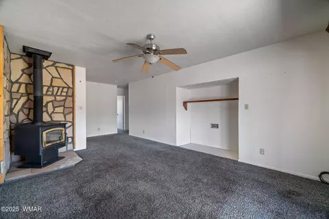 Living - 1720 E Becker Lane Loop, Springerville, AZ 85938 photo 4 of 5