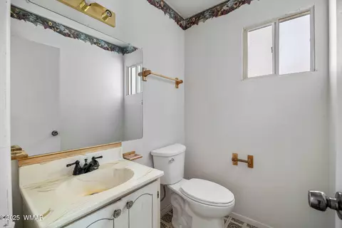 Bath - 1720 E Becker Lane Loop, Springerville, AZ 85938 photo 1 of 5