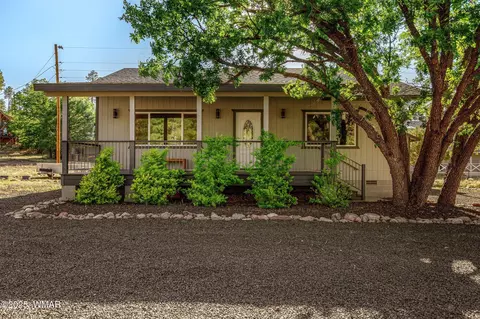 520 Rim Dr, Pinedale, AZ 85934