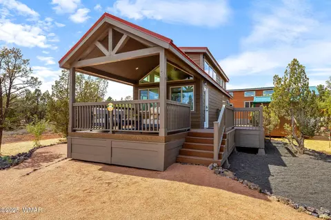 2746 Columbia Ln #14, Overgaard, AZ 85933