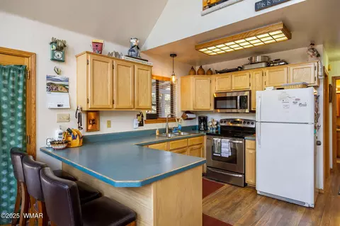 3355 Turkey, Overgaard, AZ 85933 photo 11