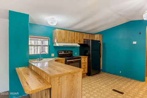 3622 Red Wing Loop, Overgaard, AZ 85933 photo 10