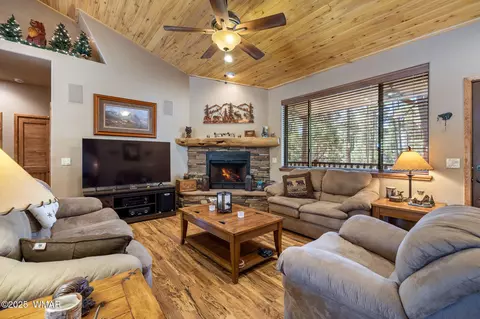 Living - 2860 Moose Trl, Overgaard, AZ 85933 photo 2 of 2