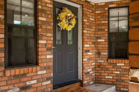 Entry Way - 660 S Main St, Eagar, AZ 85925 photo 1 of 3