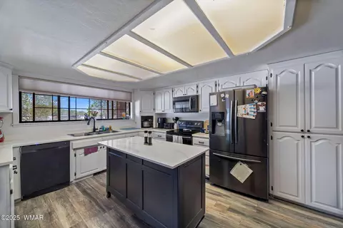 Kitchen - 660 S Main St, Eagar, AZ 85925 photo 2 of 3