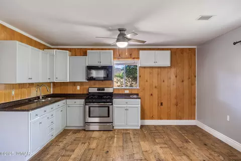 Kitchen - 255 E 1st Pl, Eagar, AZ 85925 photo 1 of 2