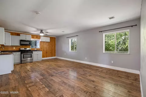 Living - 255 E 1st Pl, Eagar, AZ 85925 photo 1 of 4