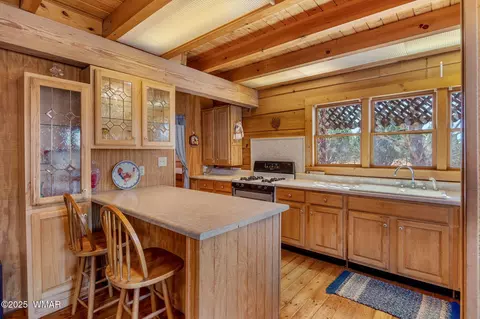 Kitchen - 4 N County Road 5501, Concho, AZ 85924 photo 2 of 3