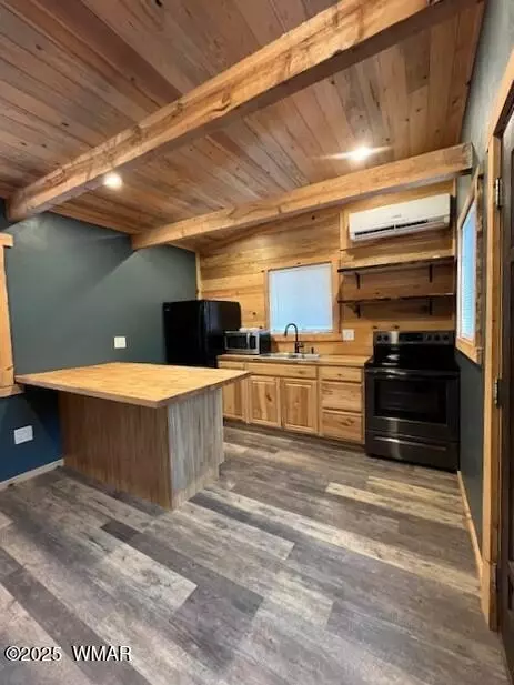 1412 Amanda Dr, Lakeside, AZ 85929