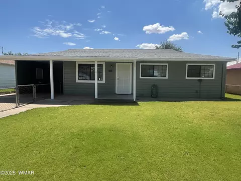 1313 W Erie St, Holbrook, AZ 86025
