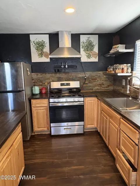 1 County Road 8285 # B, Concho, AZ 85924