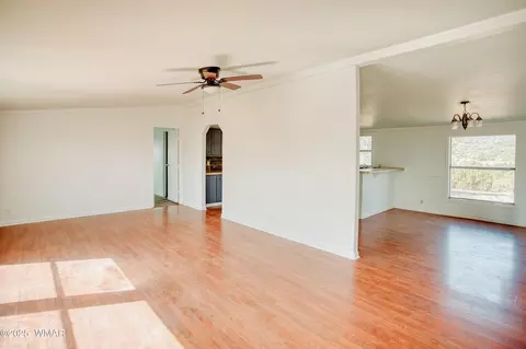 282 Freedom Ln, Show Low, AZ 85901