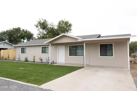 352 W 6th St, Snowflake, AZ 85937