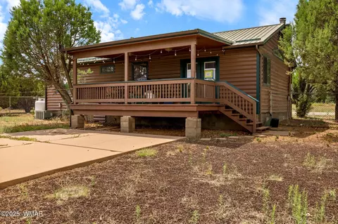 Exterior - 2208 Meadow Ln, Overgaard, AZ 85933 photo 13 of 14