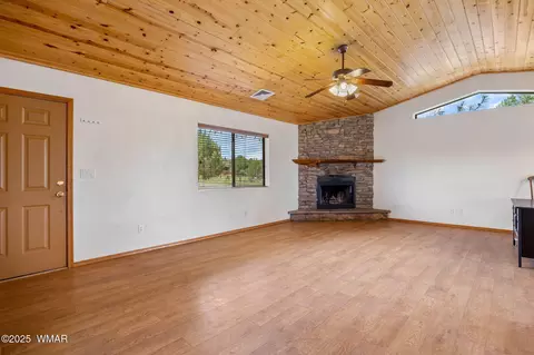 Living - 2208 Meadow Ln, Overgaard, AZ 85933 photo 2 of 2