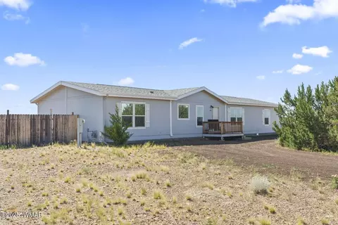 1137 Mountain View Dr, Taylor, AZ 85939