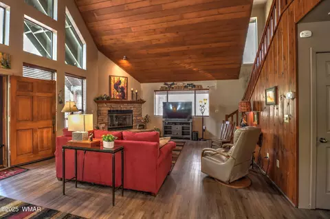 6328 Christmas Tree Cir, Pinetop, AZ 85935