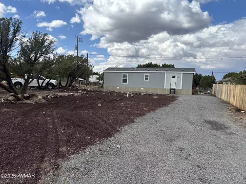 8518 Red Fox Ln, Show Low, AZ 85901