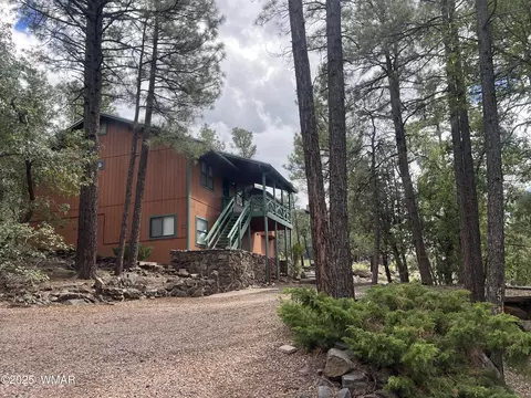 1035 Peterson Rd, Lakeside, AZ 85929