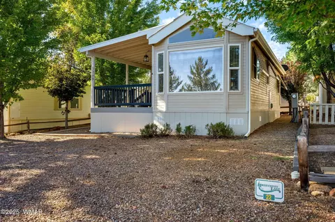 2209 Old Crooks Trl, Overgaard, AZ 85933