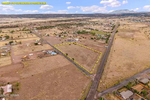 068 Becker Ln # B, Springerville, AZ 85938