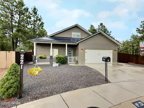 221 N Canyon Loop, Show Low, AZ 85901