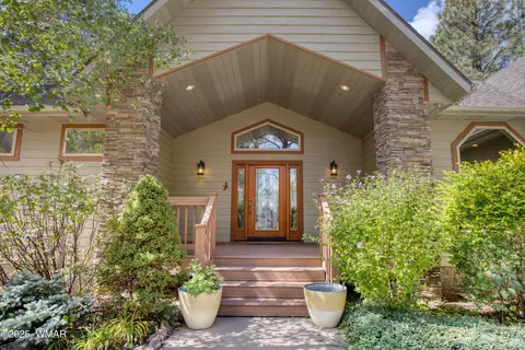 2262 S Woodland Hills Ln, Pinetop, AZ 85935