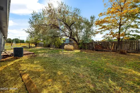 Exterior - 1095 W 7th Ln, Eagar, AZ 85925 photo 4 of 6