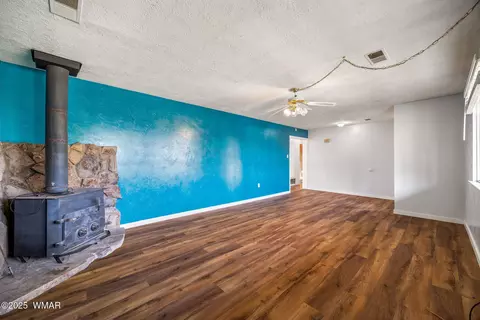 Living - 1095 W 7th Ln, Eagar, AZ 85925 photo 2 of 3