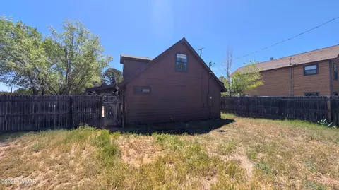 Exterior - 3390 Apache Dr, Overgaard, AZ 85933 photo 1 of 5