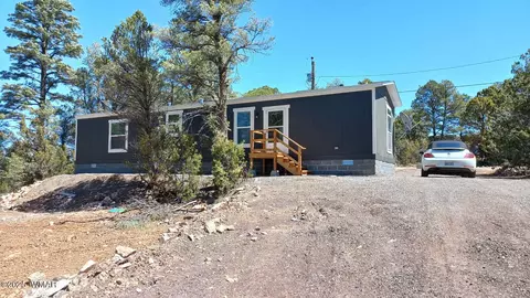 3373 Mogollon, Overgaard, AZ 85933