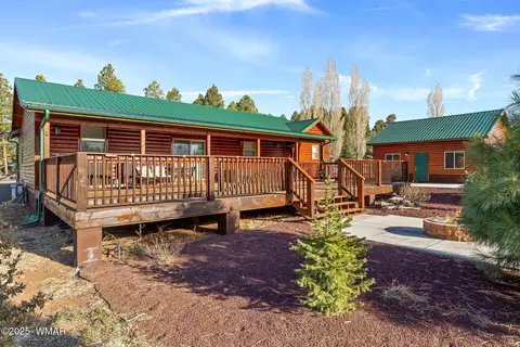 Exterior - 2728 Bain Trl, Overgaard, AZ 85933 photo 11 of 15